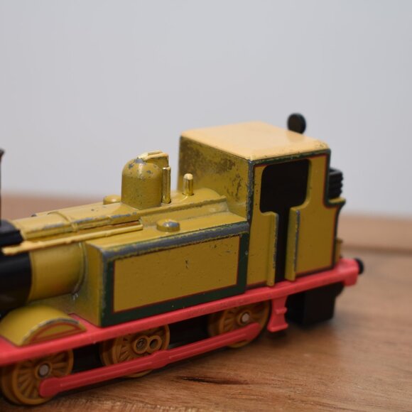 Stepney Bandai Vintage 1995 N. 48738 Japan Thomas Tank Engine Magnetic Coupler - Picture 3 of 8